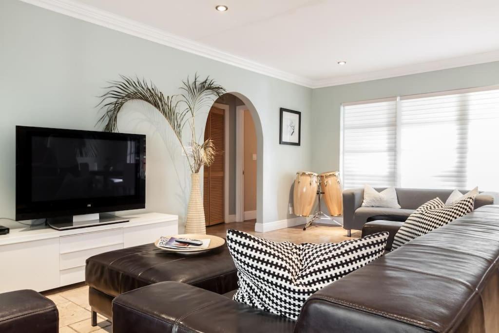 פומפנו ביץ' Comfortable Home, 7 Min Walk To Beach, Hot Tub, מראה חיצוני תמונה